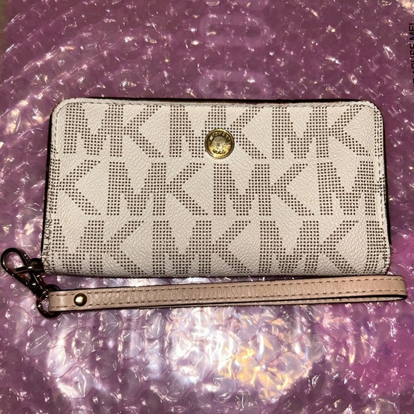 MICHAEL KORS MONOGRAM BEIGE WALLET - Picture 2 of 15